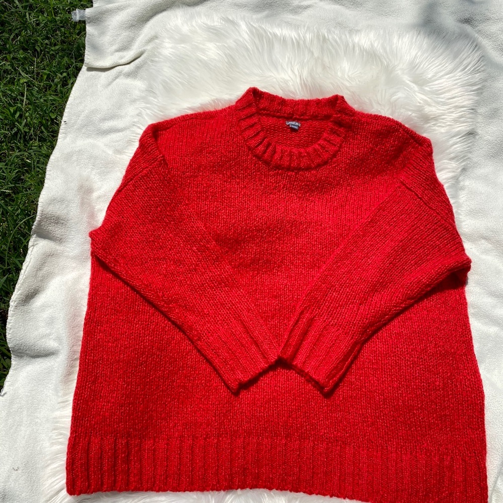 Super Soft and Cozy Knit Sweater - Picture 6 of 6